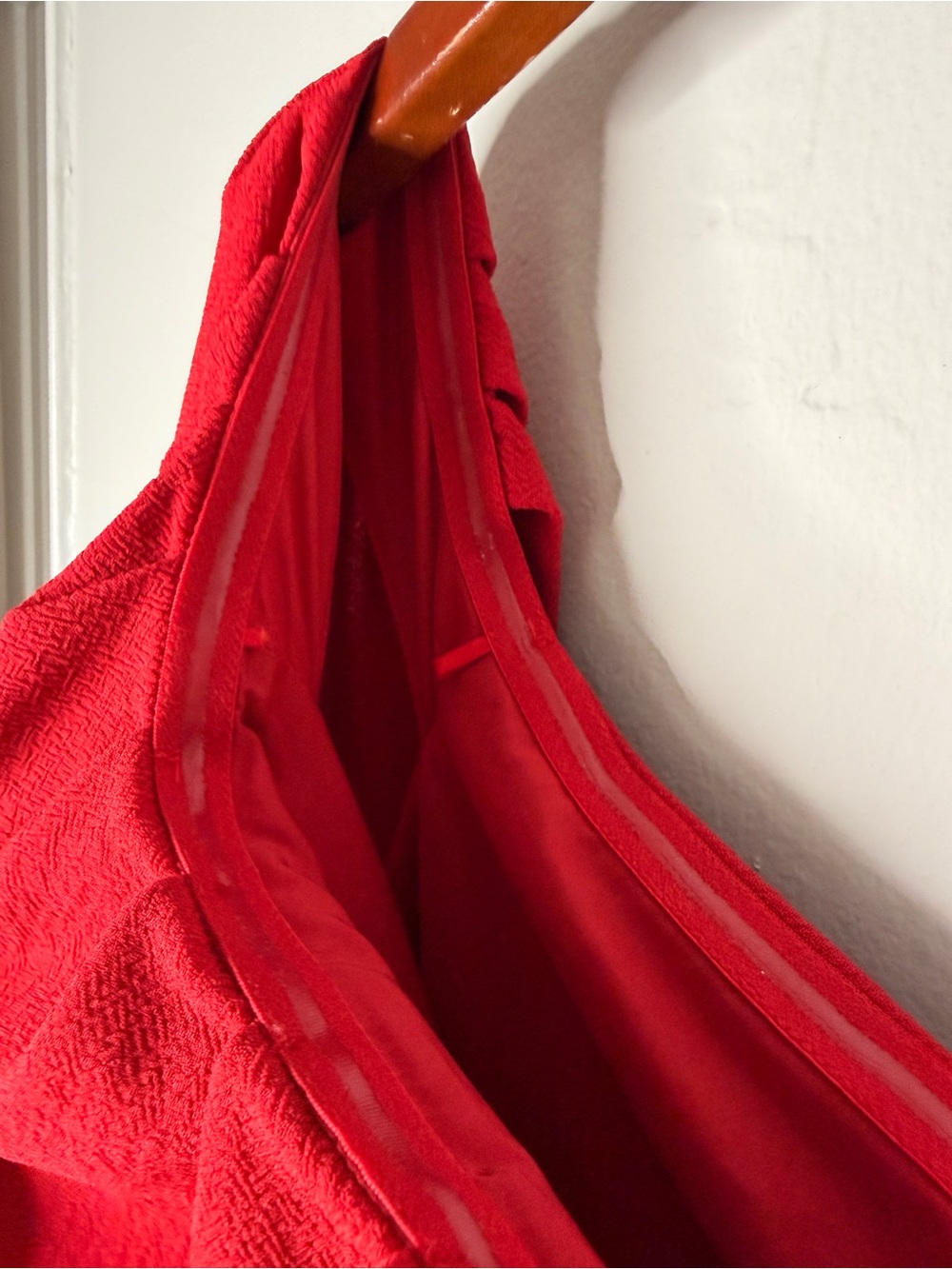 Trina Turk Zeal Off Shoulder Ruffle Mini Dress Ruby Rose Size 4 With Pockets - Picture 11 of 13